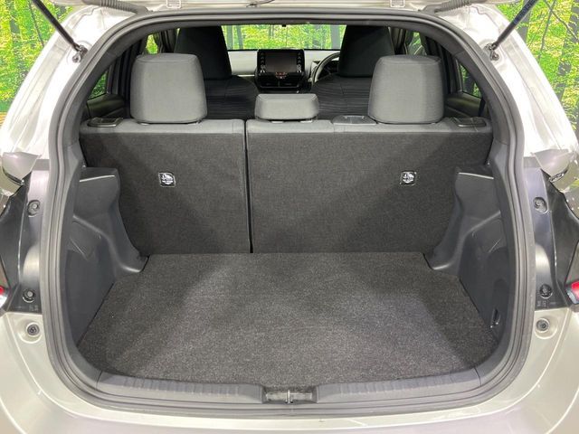 TOYOTA YARIS HYBRID 2021 Image 31