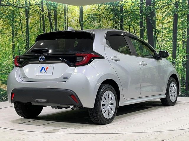 TOYOTA YARIS HYBRID 2021 Image 31