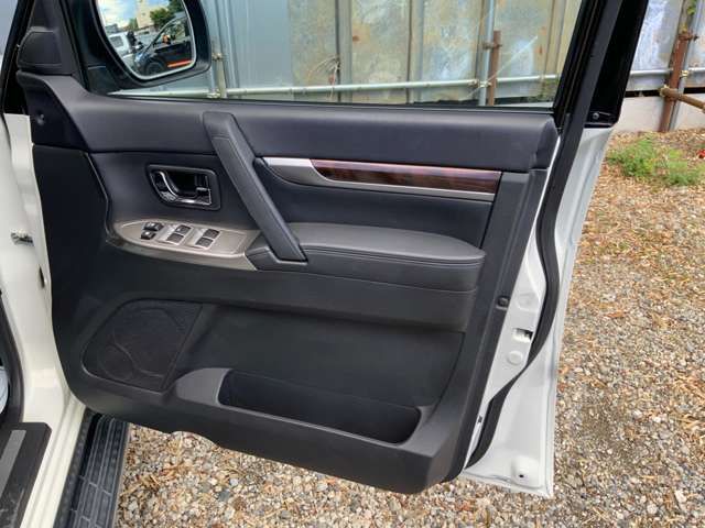 MITSUBISHI PAJERO WAGON 2015 Image 31