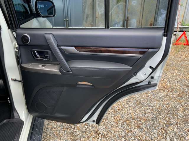 MITSUBISHI PAJERO WAGON 2015 Image 31