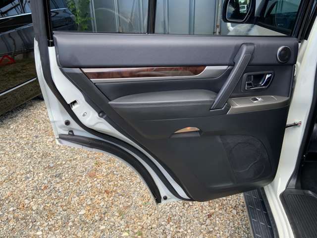 MITSUBISHI PAJERO WAGON 2015 Image 31