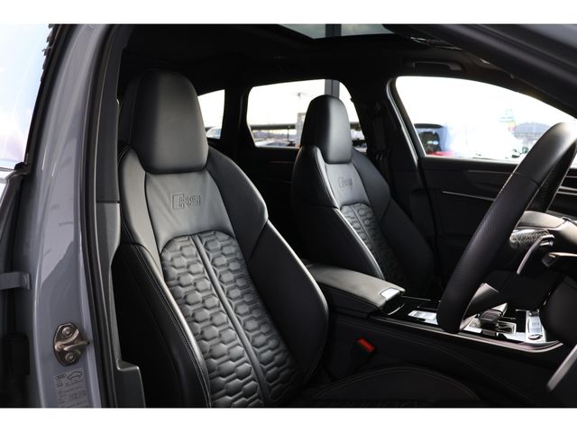 AUDI RS6 AVANT 2022 Image 31