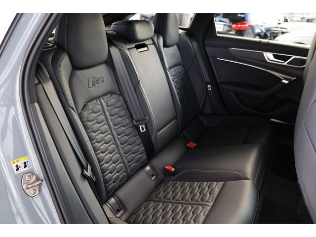 AUDI RS6 AVANT 2022 Image 31