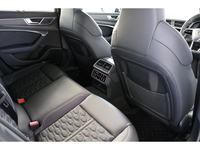 AUDI RS6 AVANT 2022 Image 31
