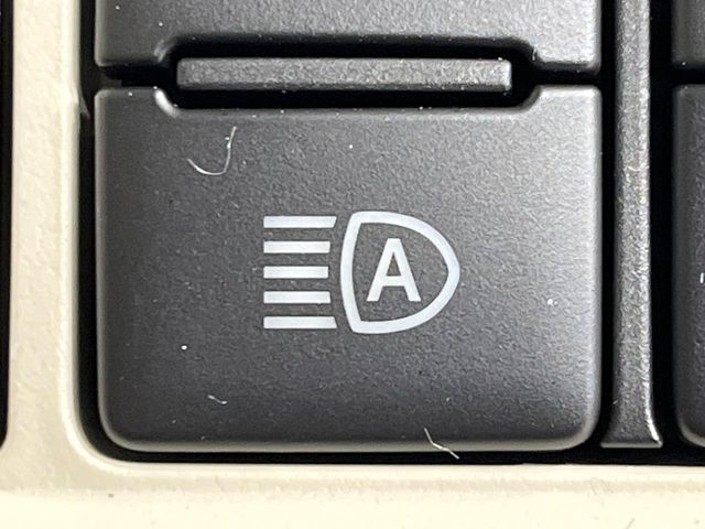 DAIHATSU MOVE CANBUS 4WD 2018 Image 31