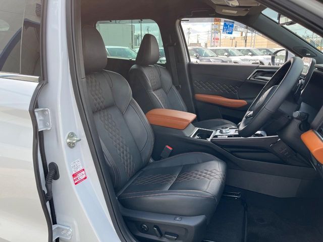 MITSUBISHI OUTLANDER PHEV 2022 Image 31