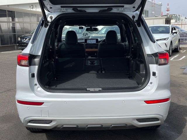 MITSUBISHI OUTLANDER PHEV 2022 Image 31