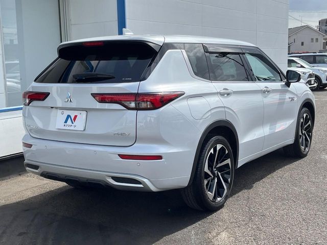 MITSUBISHI OUTLANDER PHEV 2022 Image 31