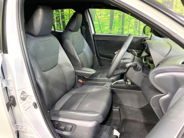 TOYOTA YARIS CROSS HYBRID 2025 Image 31