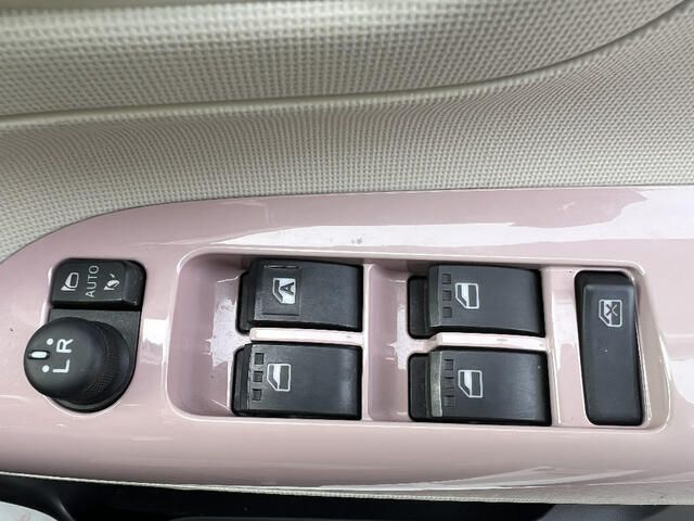 DAIHATSU MOVE CANBUS 4WD 2017 Image 31