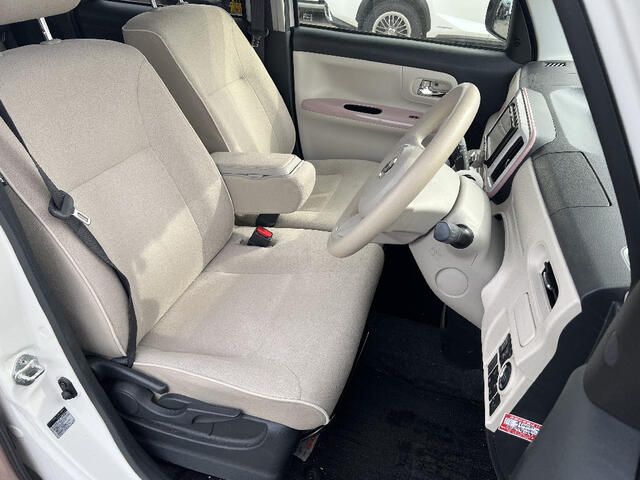 DAIHATSU MOVE CANBUS 4WD 2017 Image 31