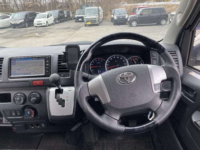 TOYOTA REGIUSACE VAN 4WD 2019 Image 31