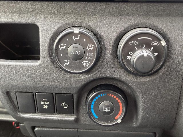 TOYOTA REGIUSACE VAN 4WD 2019 Image 31