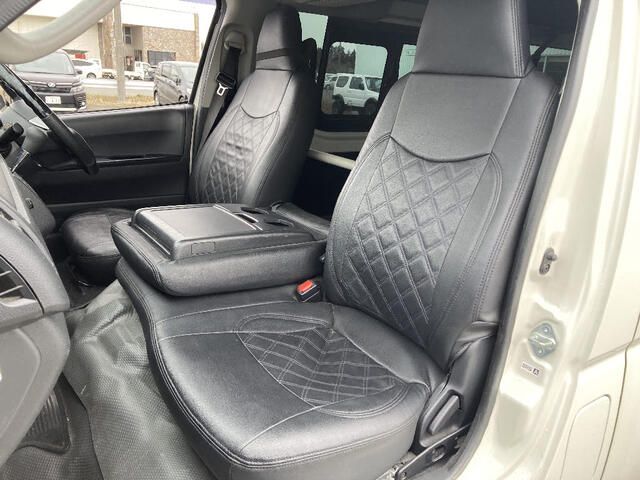 TOYOTA REGIUSACE VAN 4WD 2019 Image 31