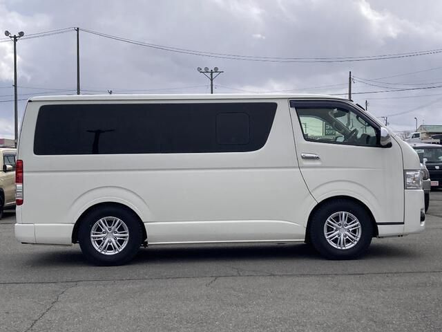 TOYOTA REGIUSACE VAN 4WD 2019 Image 31