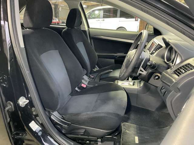 MITSUBISHI GALANT FORTIS SPORTB 2011 Image 31