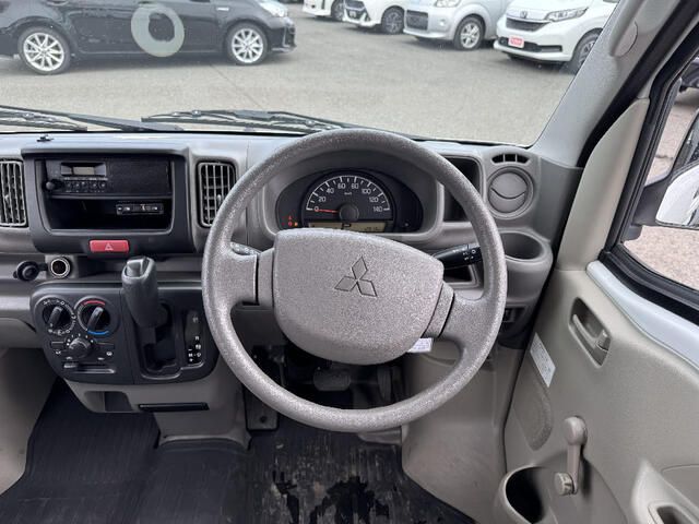 MITSUBISHI MINICAB VAN 4WD 2019 Image 31