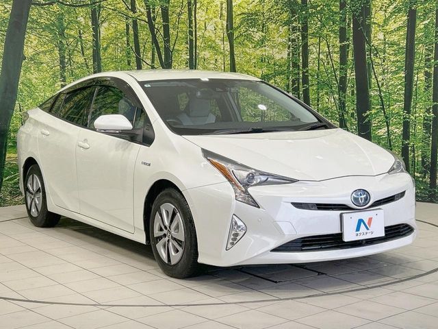 TOYOTA PRIUS 2016 Image 31