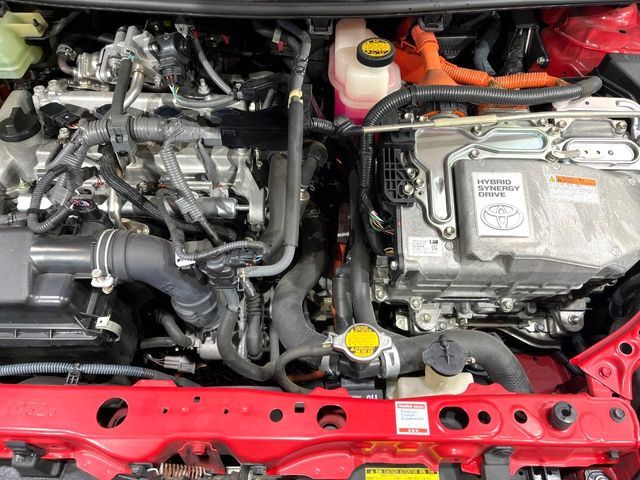 TOYOTA AQUA 2012 Image 31