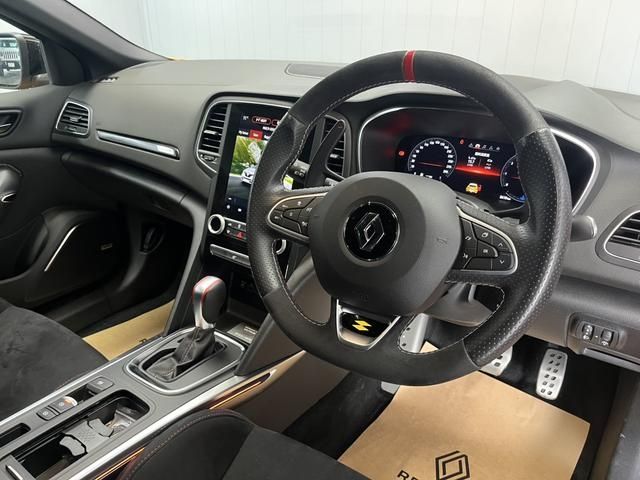 RENAULT MEGANE HATCH 2024 Image 31