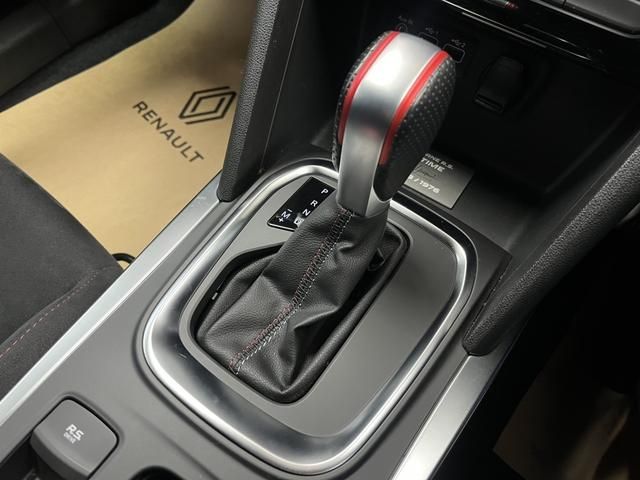 RENAULT MEGANE HATCH 2024 Image 31