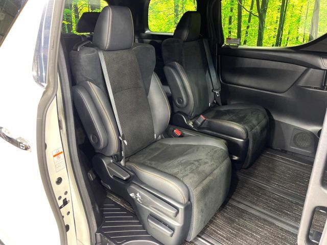 TOYOTA ALPHARD 4WD 2021 Image 31