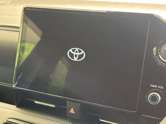 TOYOTA VOXY HYBRID 2023 Image 31