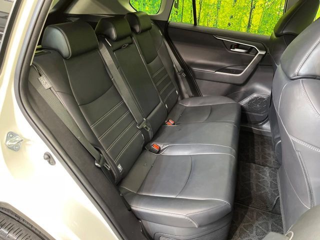 TOYOTA RAV4 HYBRID 4WD 2019 Image 31