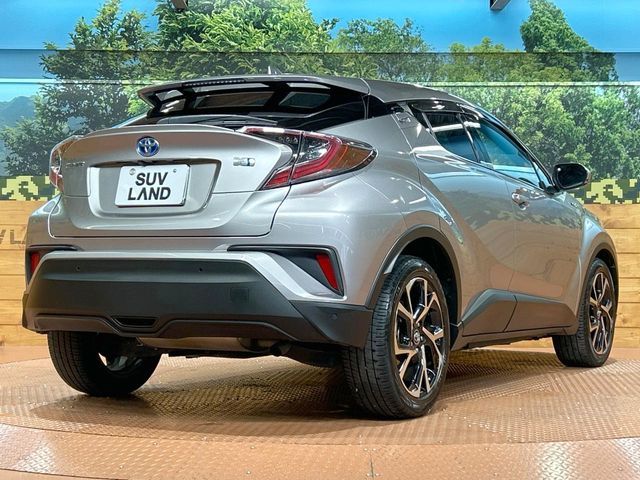TOYOTA C-HR 2017 Image 31