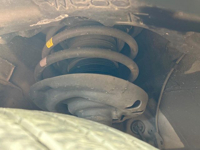 TOYOTA C-HR 2017 Image 31