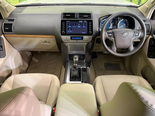 TOYOTA LANDCRUISER PRADO 2023 Image 31