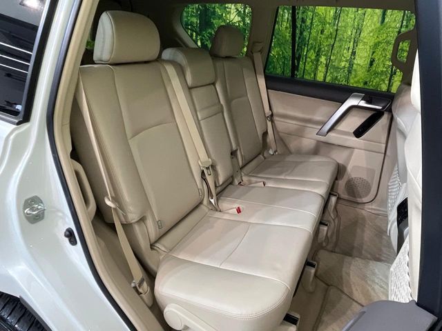TOYOTA LANDCRUISER PRADO 2023 Image 31