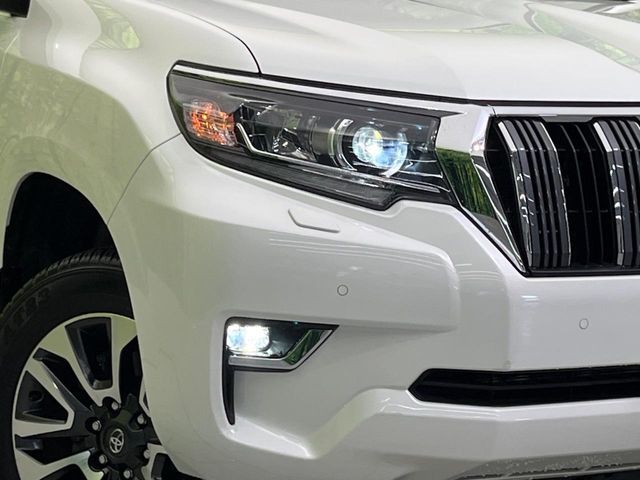TOYOTA LANDCRUISER PRADO 2023 Image 31