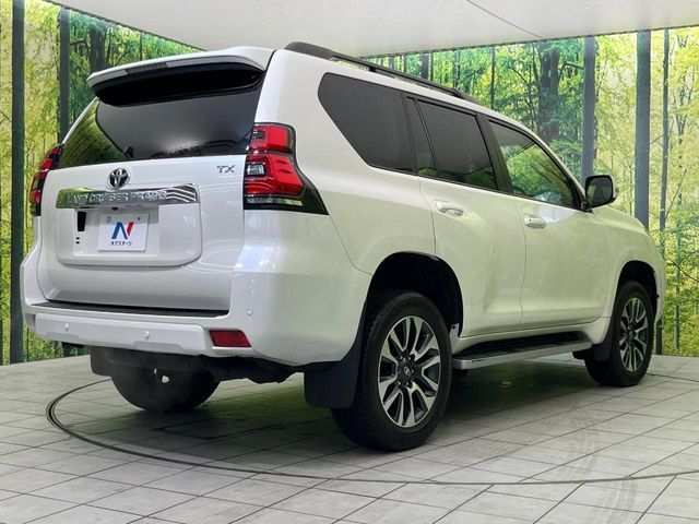 TOYOTA LANDCRUISER PRADO 2023 Image 31