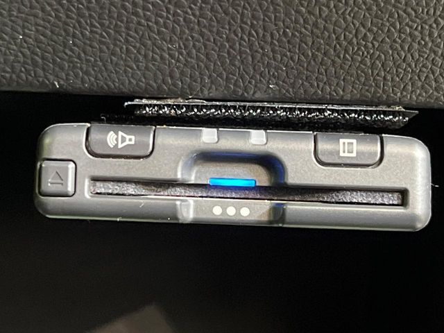 SUZUKI WAGON R 2018 Image 31