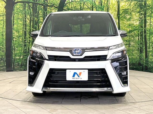 TOYOTA VOXY HYBRID 2020 Image 31