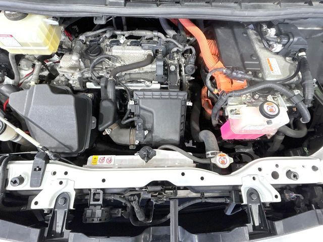 TOYOTA VOXY HYBRID 2020 Image 31