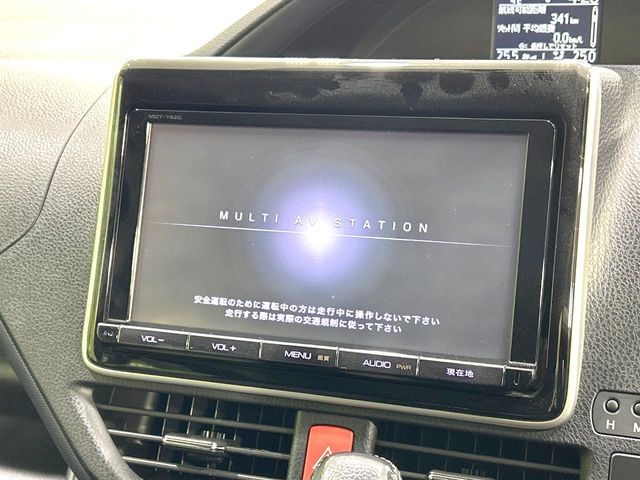 TOYOTA NOAH 2014 Image 31