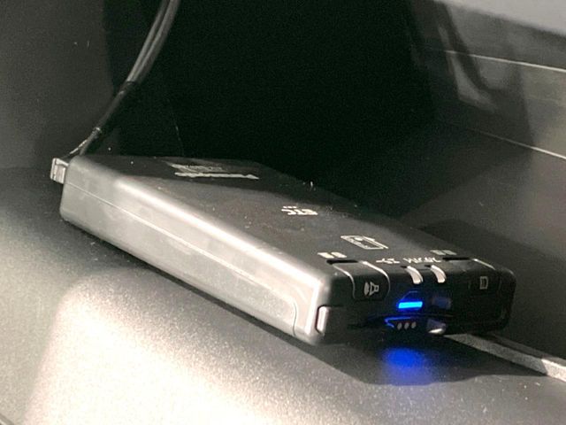 TOYOTA YARIS 2022 Image 31