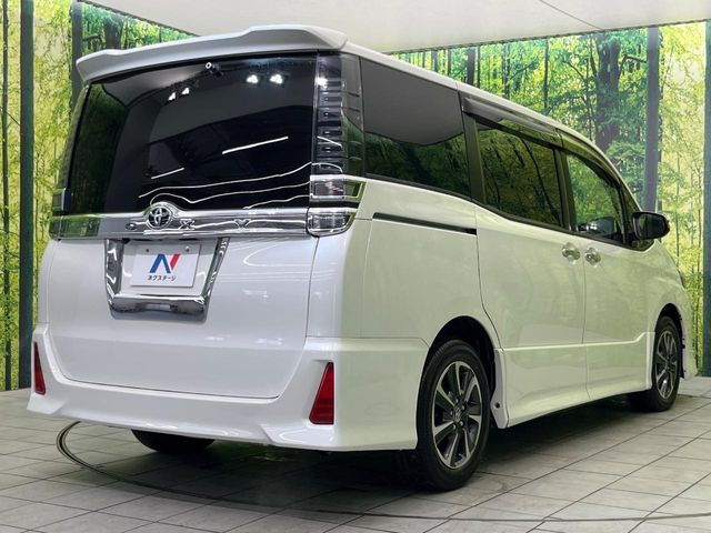 TOYOTA VOXY 2019 Image 31