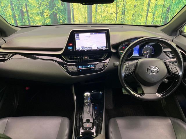 TOYOTA C-HR 2017 Image 31