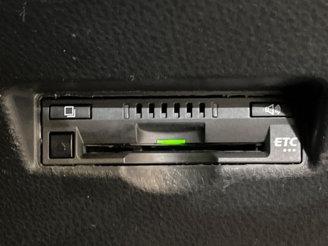 TOYOTA C-HR 2017 Image 31