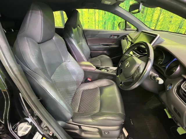 TOYOTA C-HR 2017 Image 31