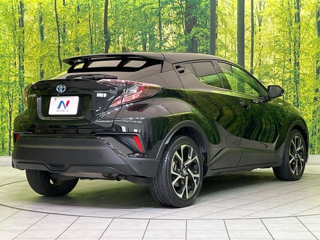 TOYOTA C-HR 2017 Image 31