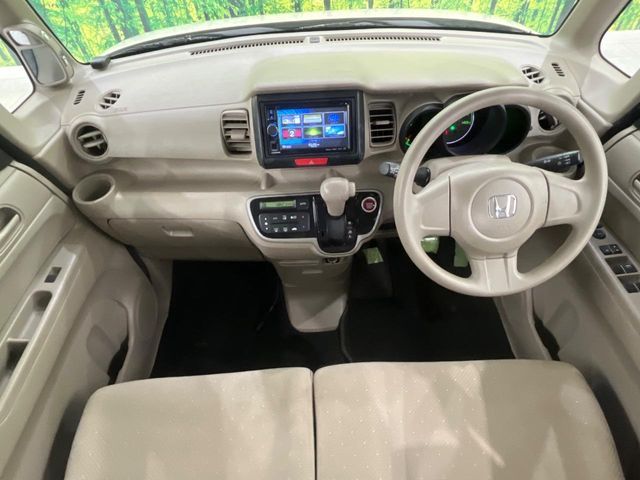 HONDA N BOX 2013 Image 31