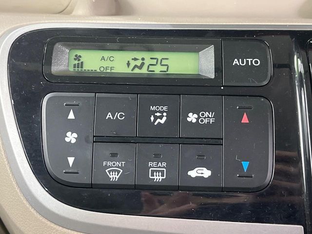 HONDA N BOX 2013 Image 31