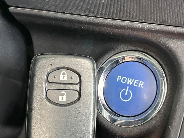 TOYOTA AQUA 2012 Image 31