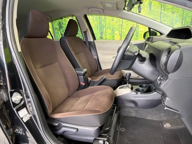 TOYOTA AQUA 2012 Image 31