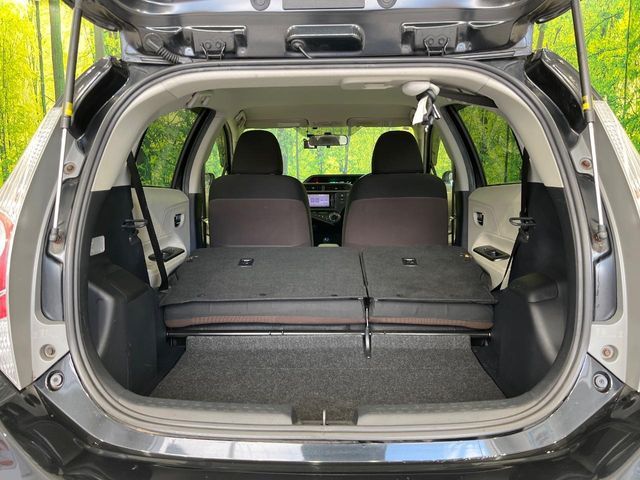 TOYOTA AQUA 2012 Image 31