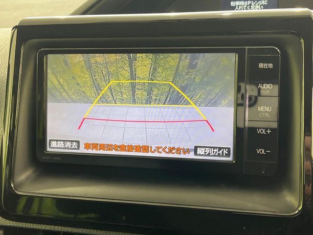 TOYOTA VOXY 2015 Image 31